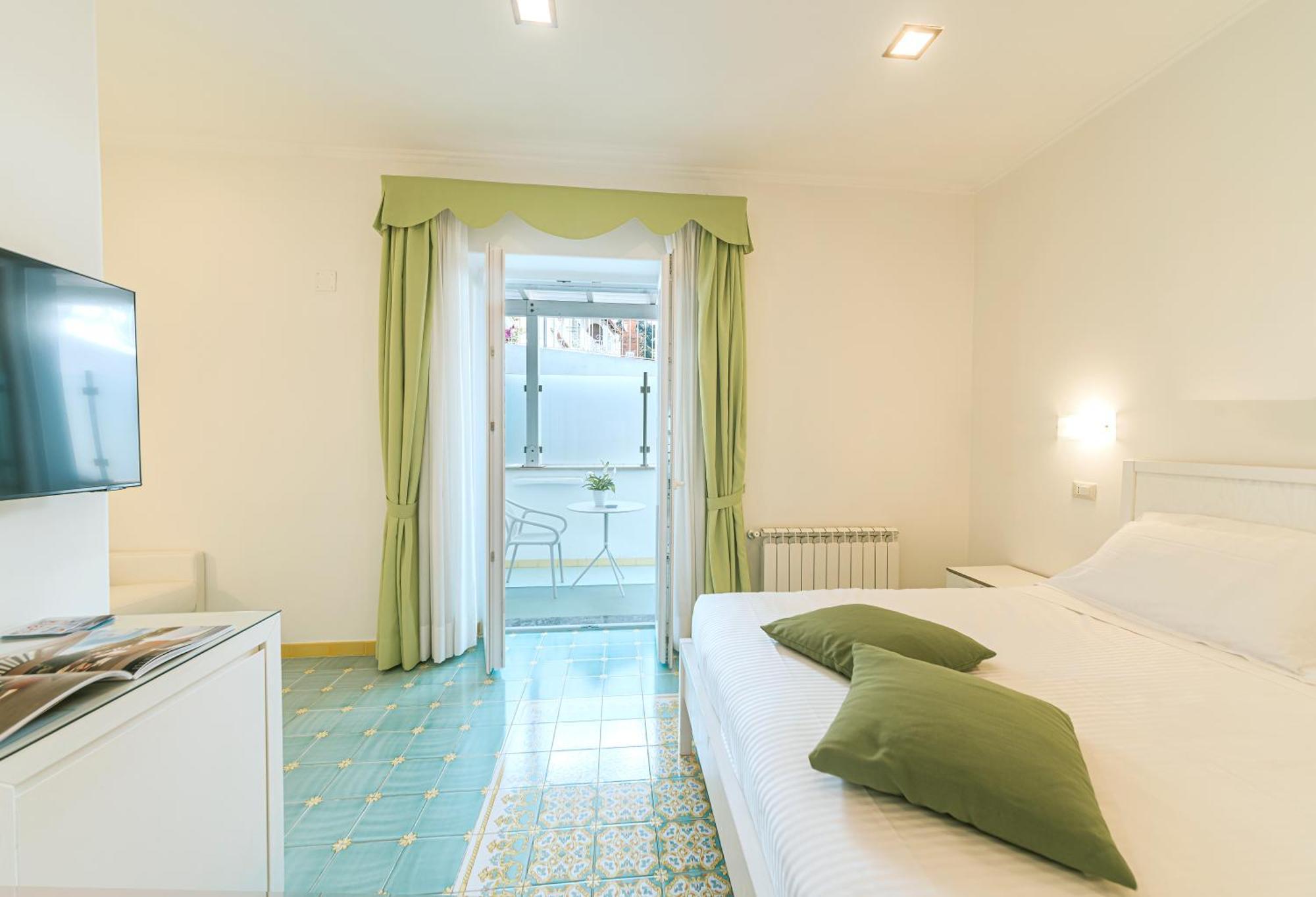 Hotel La Madonnina Casamicciola Terme Екстер'єр фото